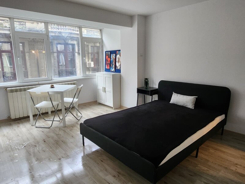 Brezoianu, Cismigiu, Universitate, Centrul Vechi, Calea Victoriei