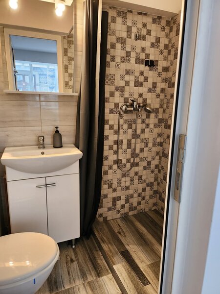 Brezoianu, Cismigiu, Universitate, Centrul Vechi, Calea Victoriei