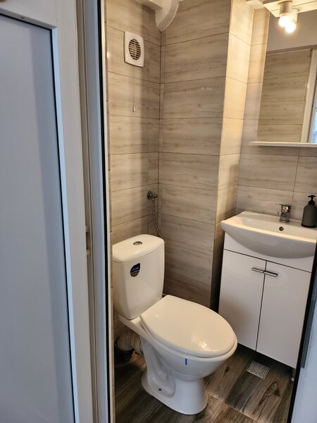 Brezoianu, Cismigiu, Universitate, Centrul Vechi, Calea Victoriei